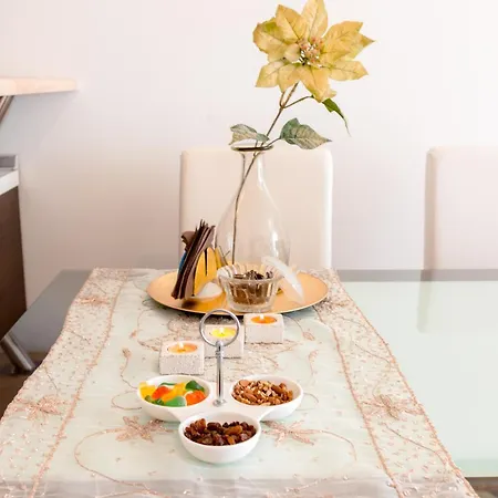 Comfy & Urban On Znjan Near Апартаменти